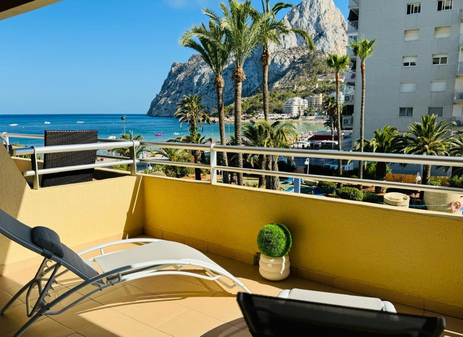 Апартаменты Calpe By The Sea Edificio Turmalina Экстерьер фото